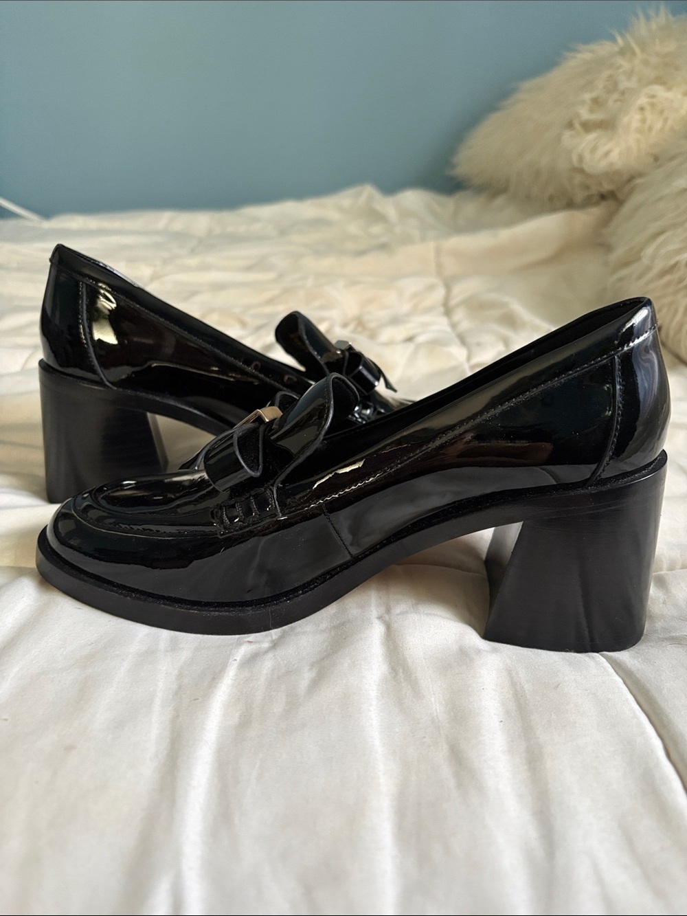 kate spade New York deco bow loafers